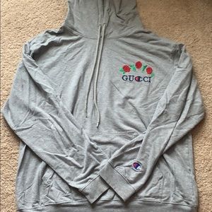 “Gucci” champion sweatshirt